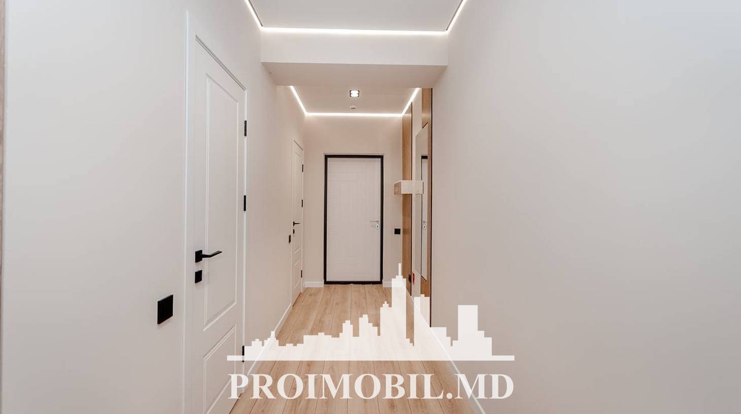 https://images.proimobil.md/vR7zQ3Y2wSJWIK794PathN2jcDtPGkMNJnR8cM0kU6w/watermark:0.75:so:0:30:0.39/resize:fill:1460:816:1/gravity:ce/bG9jYWw6Ly8vZXN0YXRlL2xyL2Q3YWVkZDI2LWY3NmEtNGQ4NS1iMmM1LTI5NzE2N2UxZDY0Yi5qcGVn