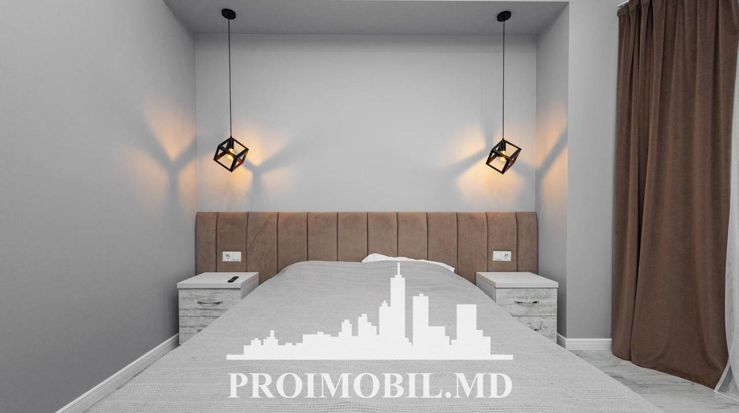https://images.proimobil.md/vTZX1tcqqVYPZTxPQfz_NcTRkFG6A9vH1Z79qMSC8t8/watermark:0.75:so:0:30:0.39/resize:fill:1460:816:1/gravity:ce/bG9jYWw6Ly8vZXN0YXRlL2xyLzEwNGJhMDg3LTg2MDEtNDI0My1iYWExLTkzY2NmNDNjZTE3MC5qcGVn