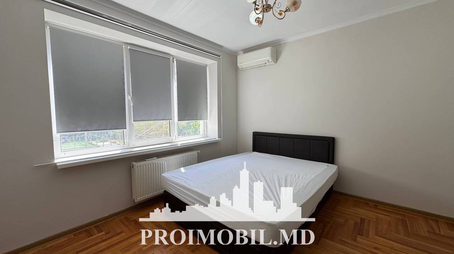 https://images.proimobil.md/vTdXZy2Jq2ujB61Wat3bW5K6J1pv7hesIP5WALCU2Yc/watermark:0.75:so:0:30:0.39/resize:fill:1460:816:1/gravity:ce/bG9jYWw6Ly8vZXN0YXRlL2xyLzllZDI0ZTA3LTE5OTAtNDkyZS05Zjc0LTQyMDA3YzdjNjIyOS5qcGVn