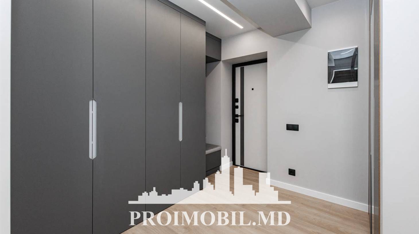 https://images.proimobil.md/vWyf9G0eqK_ailLu2j083Ihg654DkcE8HYOUdNLjOrY/watermark:0.75:so:0:30:0.39/resize:fill:1460:816:1/gravity:ce/bG9jYWw6Ly8vZXN0YXRlL2xyL2Q0NGIyZjYyLWIwYjAtNGE3Ni1hZWU5LTE3MDJkYmMwYzVjYy5qcGVn