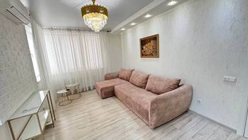 https://images.proimobil.md/vaMeV0wTuCGXvqlQhf25XQMeO_ITtM_GdR7ZzZmEbnA/resize:fill:350:198:1/gravity:ce/bG9jYWw6Ly8vZXN0YXRlL2xyL2NlYWY0YjY1LTVjZDMtNGRhYy1hMzlhLWI5MTMwY2NiNjI1My5qcGVn