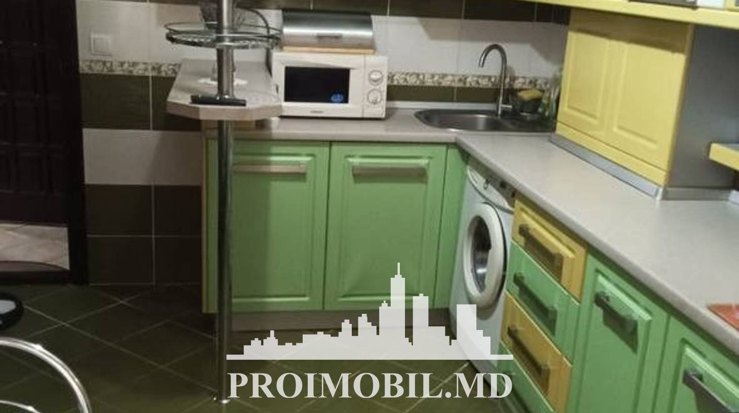 https://images.proimobil.md/vgWoe2OT-rDkoE1_1orMfDjW9YM571uz9LSGMnCZXrg/watermark:0.75:so:0:30:0.39/resize:fill:1460:816:1/gravity:ce/bG9jYWw6Ly8vZXN0YXRlL2xyL2VlZTY0MDA4LThhNzItNGM3Zi04ZDNhLTg1NGY2ZjNkZDMzOS5qcGVn