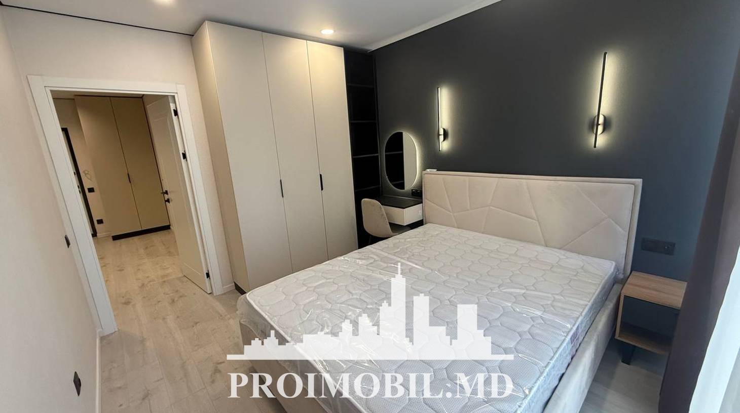 https://images.proimobil.md/vgxK0EJWnhrU_GvhvYO_z5-Tx8v9FaCtUbI_jdfWB0M/watermark:0.75:so:0:30:0.39/resize:fill:1460:816:1/gravity:ce/bG9jYWw6Ly8vZXN0YXRlL2xyLzMzNDRlN2I0LTUwYTYtNDE3NC1iZDUwLWVlZjI5NjZhMGU2Ni5qcGVn
