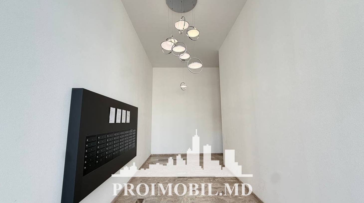 https://images.proimobil.md/vimSyj18hBPmgn5UNOjjME_NWVvwVr45ZGS88jOQKYQ/watermark:0.75:so:0:30:0.39/resize:fill:1460:816:1/gravity:ce/bG9jYWw6Ly8vZXN0YXRlL2xyL2IzNDdmYTFjLTFjYWQtNDI0My1hMjk0LTBiZTczMzYzN2VkMS5qcGVn