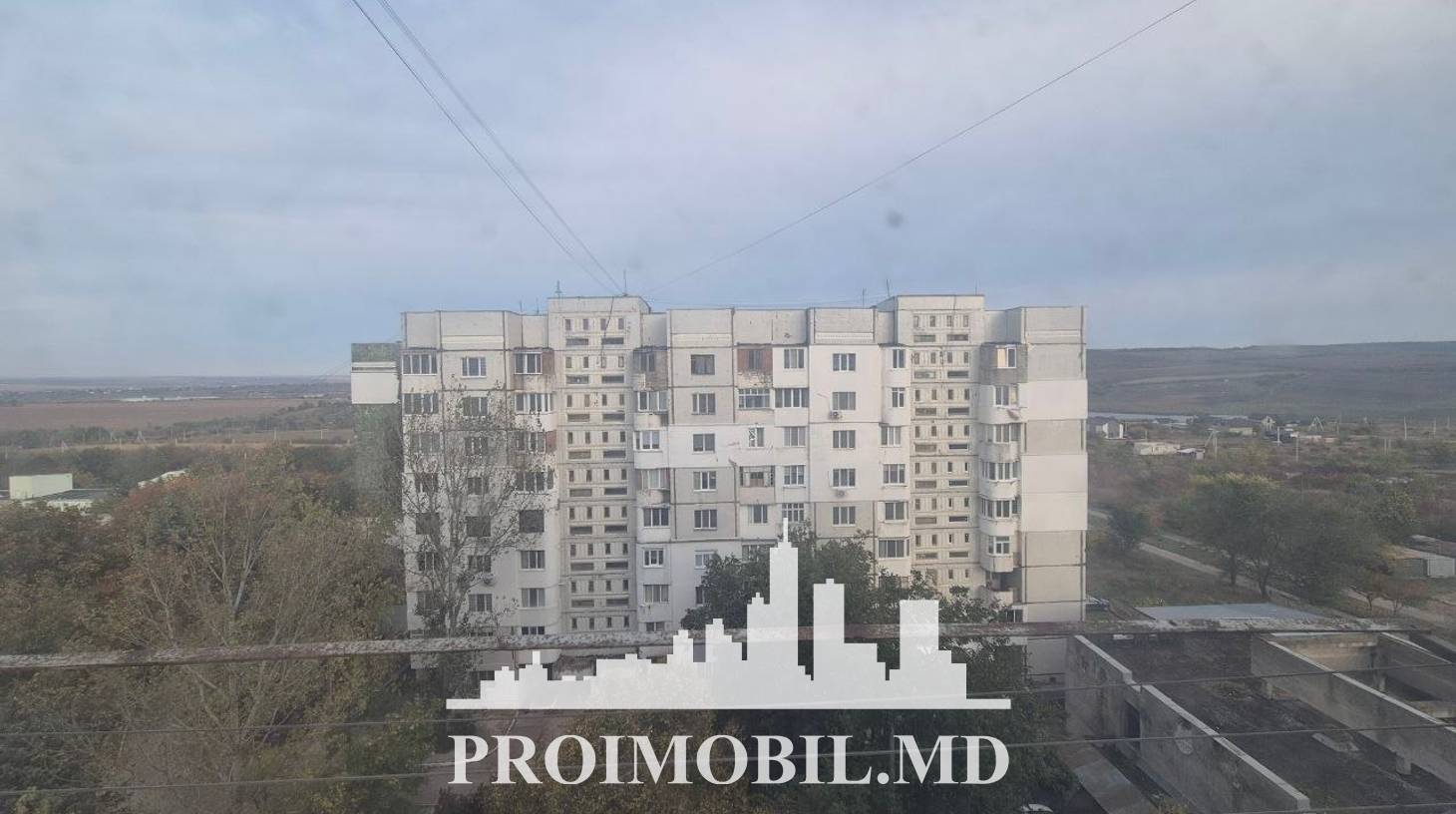 https://images.proimobil.md/vkhP0aPUF6jWvvtLhiHxYn1WEE7GioEN6Hk4FxGohDI/watermark:0.75:so:0:30:0.39/resize:fill:1460:816:1/gravity:ce/bG9jYWw6Ly8vZXN0YXRlL2xyL2FkNWYxMDYwLTdlODctNGVkZC05YmQ5LTE5MDUyMjdlNjE1Ni5qcGVn