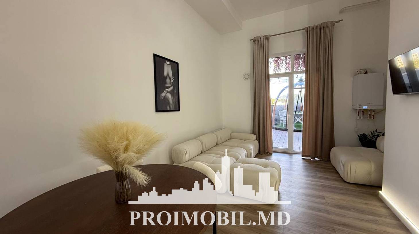 https://images.proimobil.md/vmKqnl92bTiWdOPso0G8UhnUwJ0SN56AuLmcj6fpfJ0/watermark:0.75:so:0:30:0.39/resize:fill:1460:816:1/gravity:ce/bG9jYWw6Ly8vZXN0YXRlL2xyLzZjNDZiNTkyLTU1ZWMtNGUwMS05ODZlLWVlMjhhNjViMTY2Ny5qcGVn