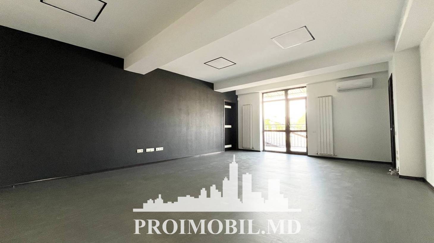 https://images.proimobil.md/vnybO2AGIQGVJX9InGBlH2HnLixfqLsUu0pqNdkU0rI/watermark:0.75:so:0:30:0.39/resize:fill:1460:816:1/gravity:ce/bG9jYWw6Ly8vZXN0YXRlL2xyLzQyZTM4ZGVhLTJjNDYtNDA1MC1hMmFlLWExYzk5NmFjMjA5ZS5qcGVn