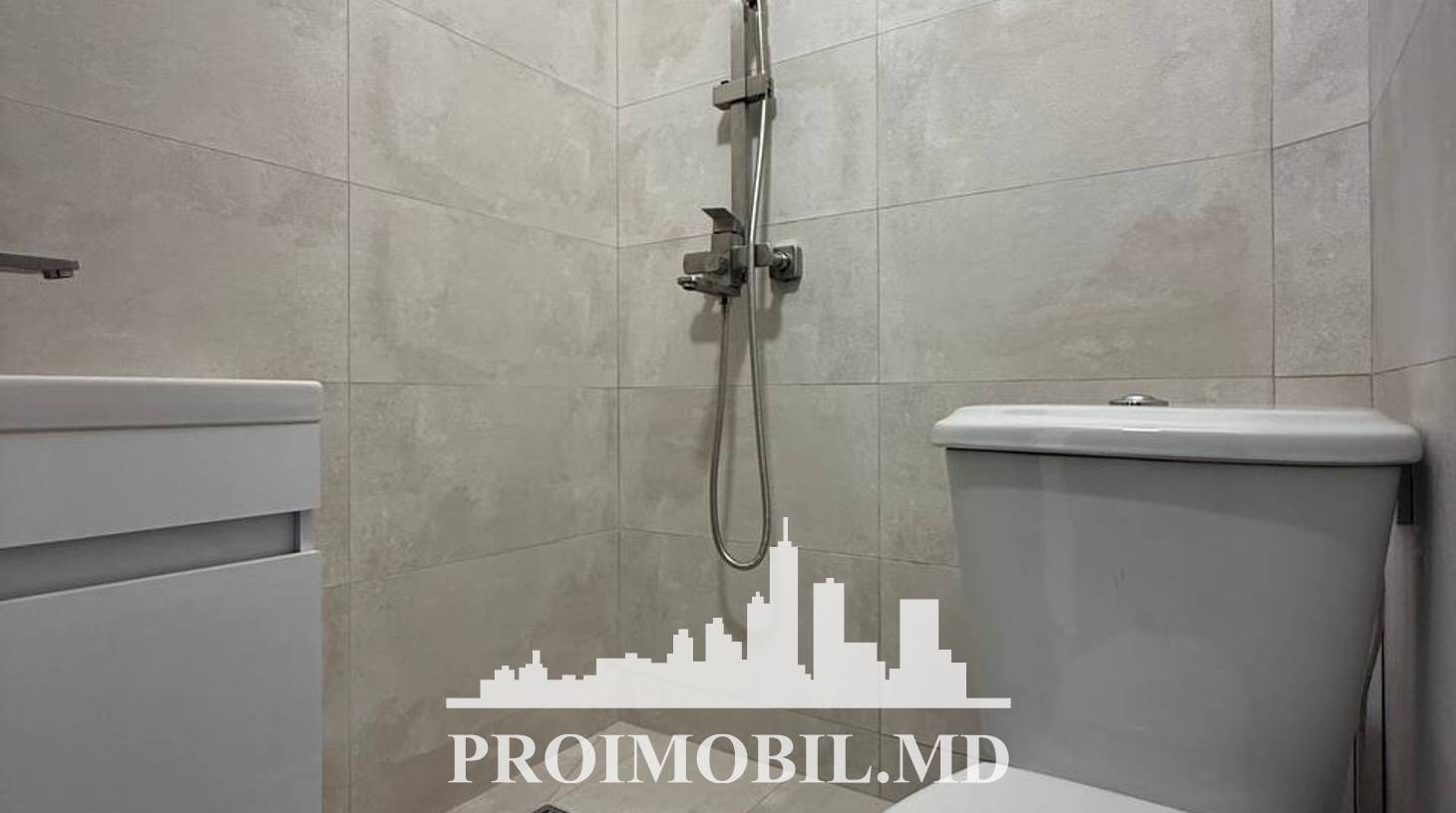 https://images.proimobil.md/voT6z7H9BjWGg8z3L7Zqk6fpll5wuj9hL3YQxz3j5ew/watermark:0.75:so:0:30:0.39/resize:fill:1460:816:1/gravity:ce/bG9jYWw6Ly8vZXN0YXRlL2xyL2NjN2JkMTJjLWM1MzQtNGI5Ny1hY2U1LTM5ZDUzOGZmOTZkNS5qcGVn