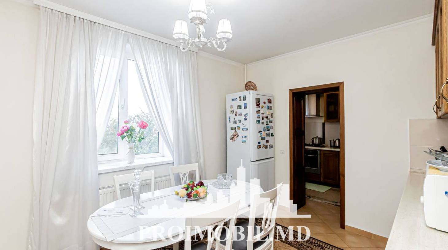 https://images.proimobil.md/vozHMdwYCvAo60JCDFWjsngwR9C6jEiUq5ogDHhzvRU/watermark:0.75:so:0:30:0.39/resize:fill:1460:816:1/gravity:ce/bG9jYWw6Ly8vZXN0YXRlL2xyL2MxZWYzZWI1LTU0ZmQtNDIxMy1iMGZkLWQzMjEwOGU4NzQxMi5qcGVn