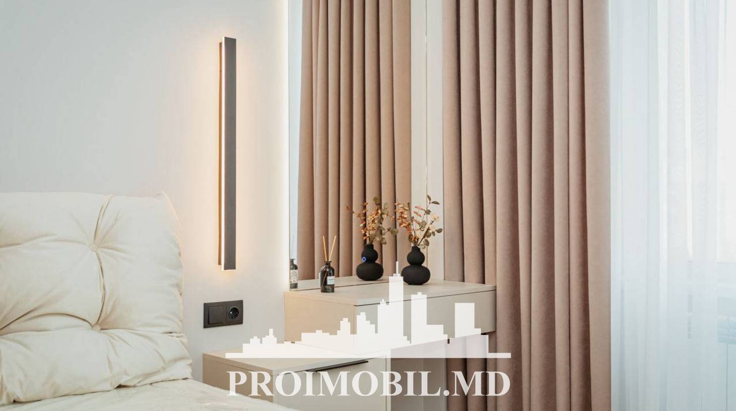 https://images.proimobil.md/vthosTr7-rA3L85uh9ffmIQq3cBozbZ7f9SeFFuBuvQ/watermark:0.75:so:0:30:0.39/resize:fill:1460:816:1/gravity:ce/bG9jYWw6Ly8vZXN0YXRlL2xyLzhjODc0ZDg5LTcwZjgtNDdhMS04Zjc1LTQ2NmRiMjA4ODdiNy5qcGVn