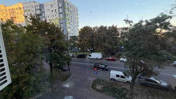 https://images.proimobil.md/vx4tdjXr5Dzi_5FzkRehJU-jMoEI6J3R9nfWrJiIWnA/resize:fill:350:198:1/gravity:ce/bG9jYWw6Ly8vZXN0YXRlL2xyL2E1YWUxNGQyLTZjNmMtNDY2OC1iYzA4LTM3ZDExNmIwY2Q4YS5qcGVn