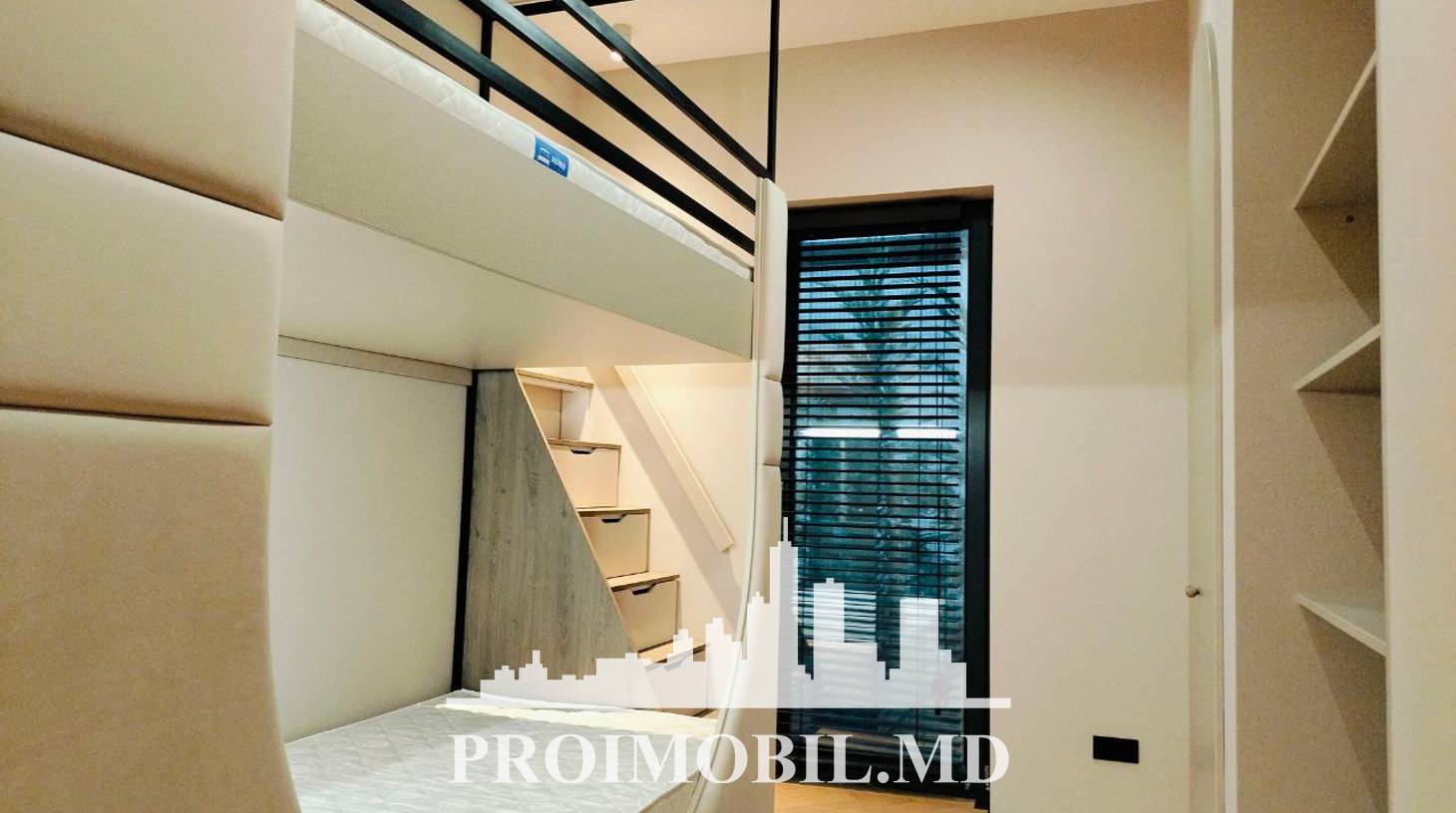 https://images.proimobil.md/vxJSMHmFDPWu7_DZOghaGO_yheyWiv_a43prZ7UkPu0/watermark:0.75:so:0:30:0.39/resize:fill:1460:816:1/gravity:ce/bG9jYWw6Ly8vZXN0YXRlL2xyL2M0NDE1ZmFkLTZlMTctNDc1YS1iMDRjLTc3YTc2NTJjMmNhYy5qcGVn