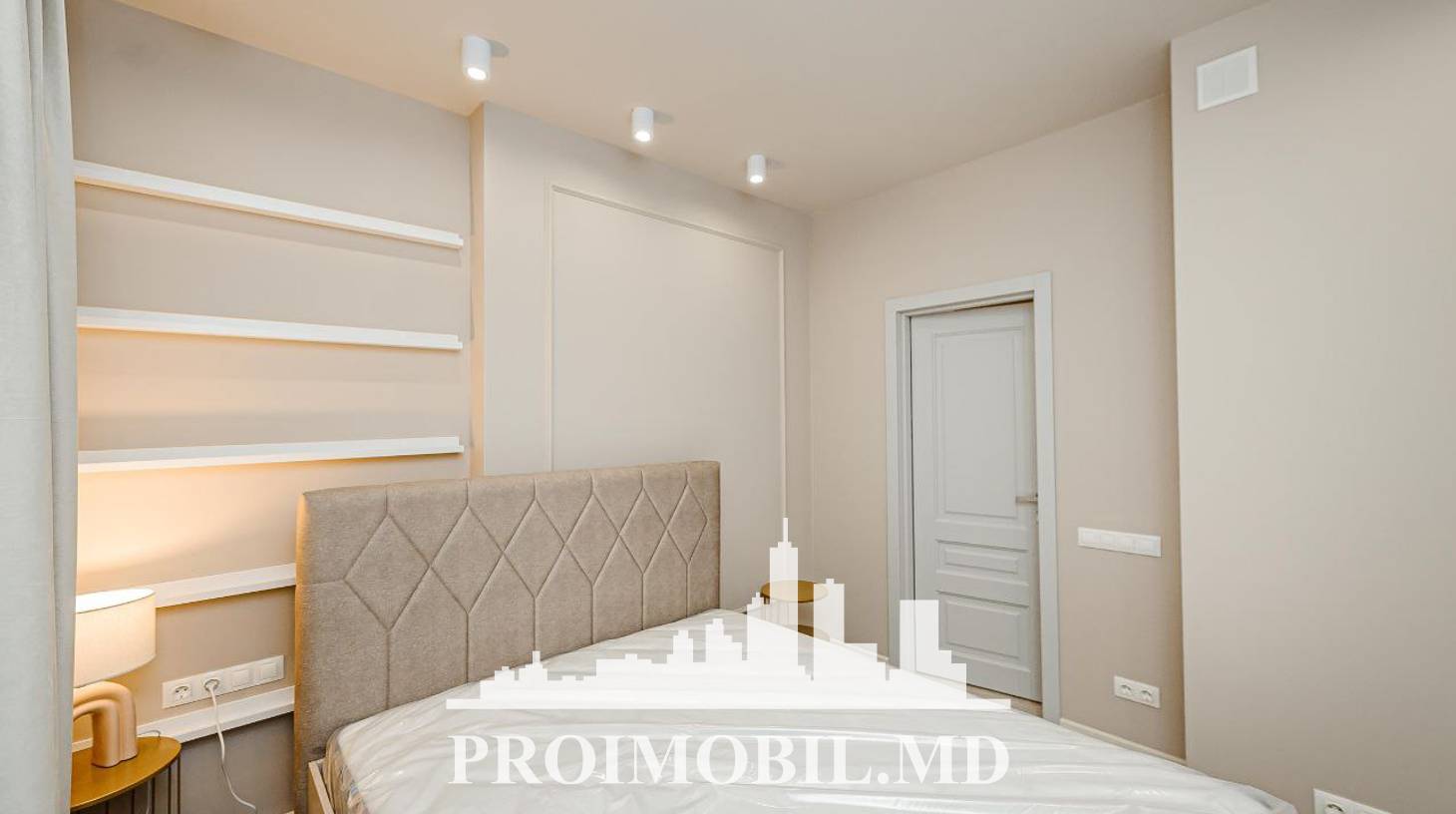 https://images.proimobil.md/vxTl7w37cQipcSAyP6NXNuONMCuuhH7J0zd4Y9N7hgA/watermark:0.75:so:0:30:0.39/resize:fill:1460:816:1/gravity:ce/bG9jYWw6Ly8vZXN0YXRlL2xyLzA4MDFjYjhhLTBjODItNGIwZS04YmU5LTEyNjdjZDBhY2U2NC5qcGVn