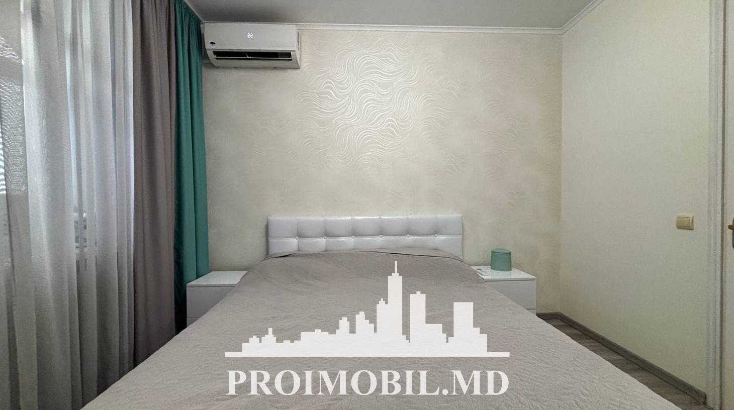 https://images.proimobil.md/vyaT7zCwSToDD9tMWpJ9cyLGOLlLQsReh5J2ioeckGA/watermark:0.75:so:0:30:0.39/resize:fill:1460:816:1/gravity:ce/bG9jYWw6Ly8vZXN0YXRlL2xyLzAyYmMwNmIxLTM2YzYtNGU5Yi1iMzI0LWU3NjUzNjc5MjU0OS5qcGVn