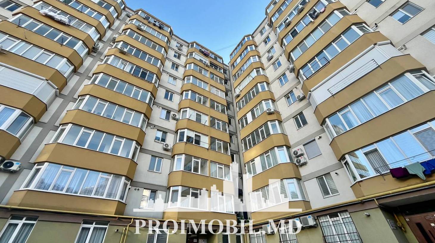 https://images.proimobil.md/w2AIVq8xDMpQkOhNP_VxVchMB6EezympLJ0HDQFnJe4/watermark:0.75:so:0:30:0.39/resize:fill:1460:816:1/gravity:ce/bG9jYWw6Ly8vZXN0YXRlL2xyL2FmMmFkNzJkLTY2NzMtNDg5Ni05M2MyLTQ1YjQ3ZTNiZWQ4OC5qcGVn
