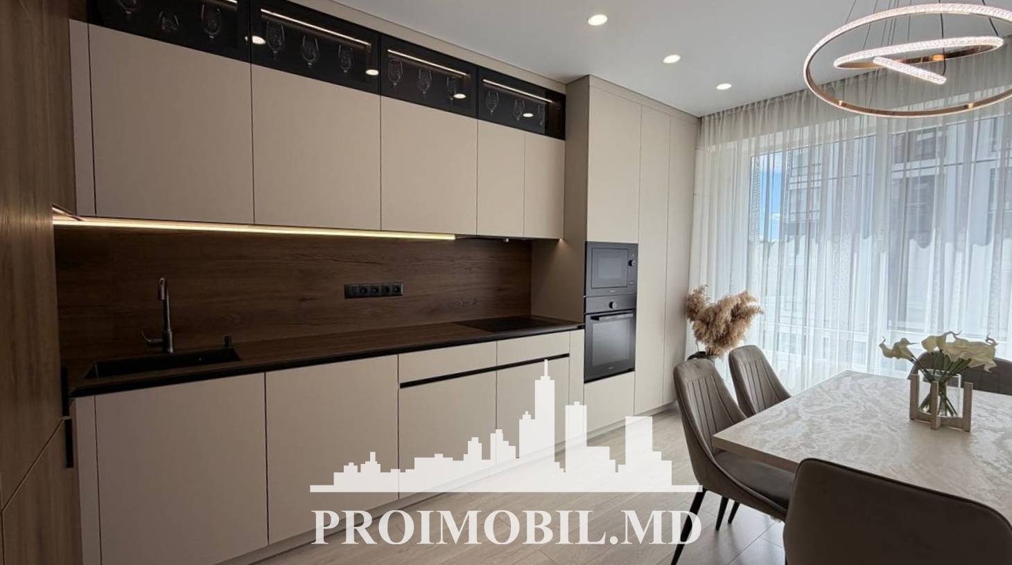 https://images.proimobil.md/w34tOzYkpmzRaU7YH9LMTV9wZOP6Dy8STWxj_mLYRmo/watermark:0.75:so:0:30:0.39/resize:fill:1460:816:1/gravity:ce/bG9jYWw6Ly8vZXN0YXRlL2xyL2RiN2Y2ODdkLTYxNTEtNDc1ZS1hODNjLWNmYjFhNGVjNzMyZC5qcGVn