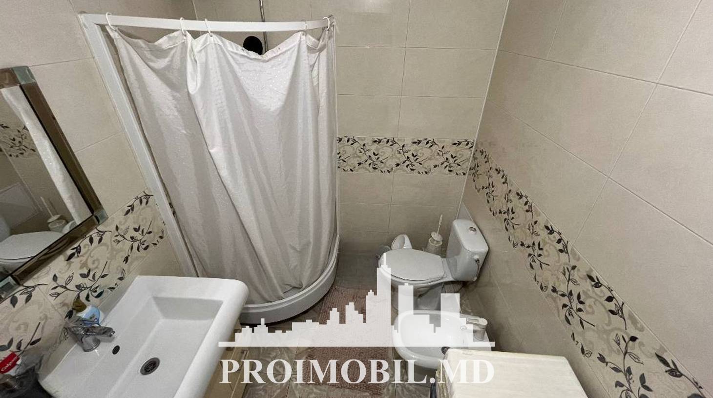 https://images.proimobil.md/w6AnE6myXl12A5TeRI3xZk29_-6Br9empBkPAYLJ8HY/watermark:0.75:so:0:30:0.39/resize:fill:1460:816:1/gravity:ce/bG9jYWw6Ly8vZXN0YXRlL2xyLzg5MjI4YmZlLTRhNGEtNGU2My05MWVhLTU1MTZhMmU0YzJjZC5qcGVn