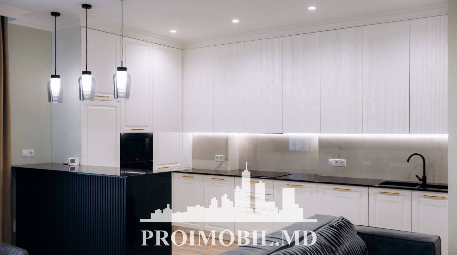https://images.proimobil.md/w6SuizhlAYmNldhB0uGuT7kvKK_2xUOTN-hz5TlfO1c/watermark:0.75:so:0:30:0.39/resize:fill:1460:816:1/gravity:ce/bG9jYWw6Ly8vZXN0YXRlL2xyLzA2MWM1MjFiLWViYzItNGY0ZS1hZGEyLWUwZDIxNjJiMzIwOC5qcGVn