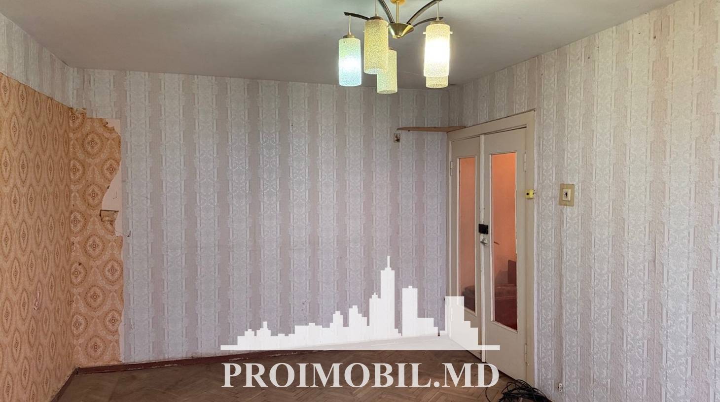 https://images.proimobil.md/w7BXOldOq1rUJh3he9uY9G2Fo74s51Cnh-bpSX20odM/watermark:0.75:so:0:30:0.39/resize:fill:1460:816:1/gravity:ce/bG9jYWw6Ly8vZXN0YXRlL2xyLzUzYjk1M2NlLTZlMTItNDFjMy1hYzNmLWM0NDA2ZGFjMDJiNi5qcGVn