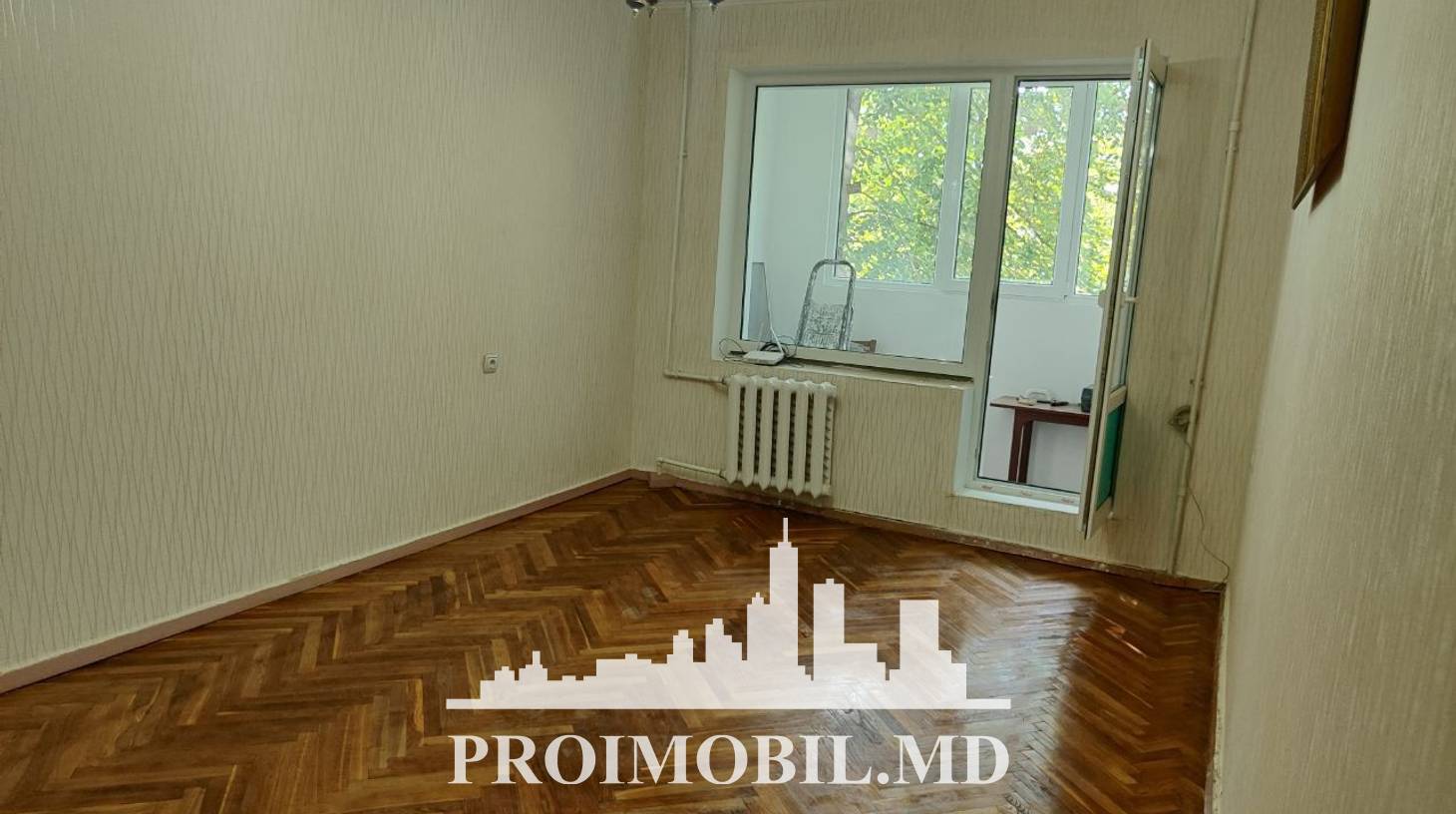 https://images.proimobil.md/w8LHN52-NS-Q2JDsOh0tX9gFOWu38BUWVbryY0IyZBk/watermark:0.75:so:0:30:0.39/resize:fill:1460:816:1/gravity:ce/bG9jYWw6Ly8vZXN0YXRlL2xyLzEwOTMyOWUzLTkyZGUtNGUxMC1iZTNhLWJjY2U1OTEyZmRjNS5qcGVn