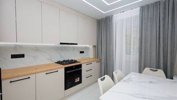https://images.proimobil.md/wButC66HitMpfTaw1o5JpLIIl3EmiQLqnaRhv0QEOlA/resize:fill:350:198:1/gravity:ce/bG9jYWw6Ly8vZXN0YXRlL2xyL2JiNTExYzVmLTA4MjktNDI0OS04ODViLTBlNDcxNDYwN2E0Ny5qcGVn