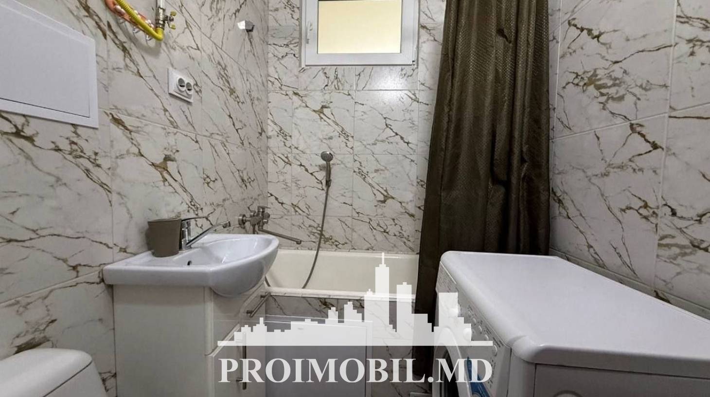 https://images.proimobil.md/wD1IWJ3gwTkK6AV-jTObmfDx4TyeBcKyd1XusCEOqEU/watermark:0.75:so:0:30:0.39/resize:fill:1460:816:1/gravity:ce/bG9jYWw6Ly8vZXN0YXRlL2xyLzFjNmY5MzY2LTNkZmUtNDFkNi04MGUxLTI3Mjg3ODU5ZTAxZS5qcGVn