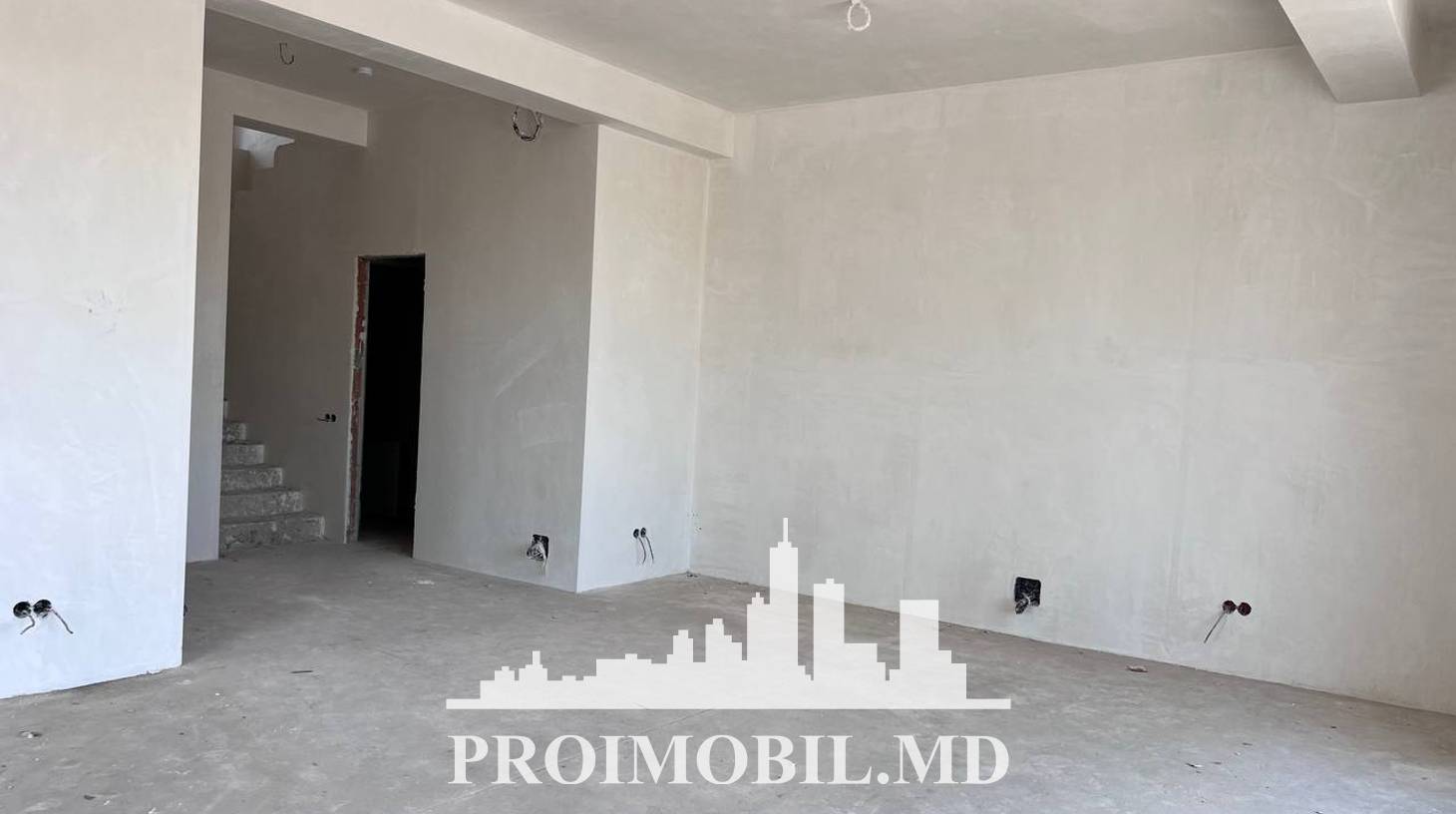 https://images.proimobil.md/wEe5n9eCXh1M-ynkU5wueV9Fcdq5ivhYLeXLRKhdceo/watermark:0.75:so:0:30:0.39/resize:fill:1460:816:1/gravity:ce/bG9jYWw6Ly8vZXN0YXRlL2xyL2NmN2FjMTNiLTNlOWUtNDQ3Yy1iMDY5LWQxZTFiZTAzZjE5ZC5qcGVn