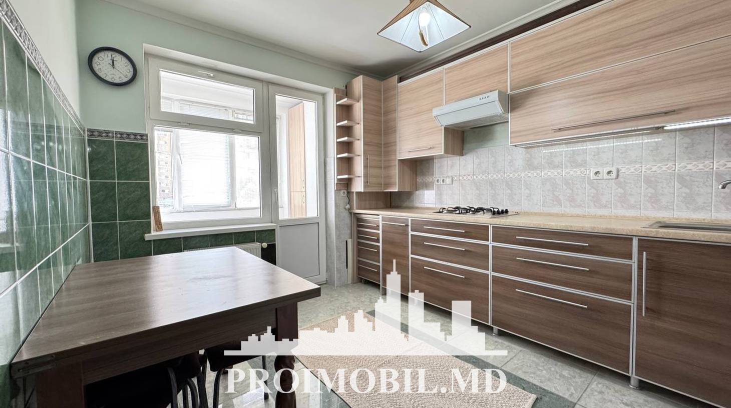 https://images.proimobil.md/wHRC6qWDQQwwbpECeX2qgDraPOuk3uJdpQmdjY27aCQ/watermark:0.75:so:0:30:0.39/resize:fill:1460:816:1/gravity:ce/bG9jYWw6Ly8vZXN0YXRlL2xyLzM0MTZjNmI2LWFiNjUtNDRiNC1hN2ZiLWE3MDkwY2IyMzg1Ni5qcGVn