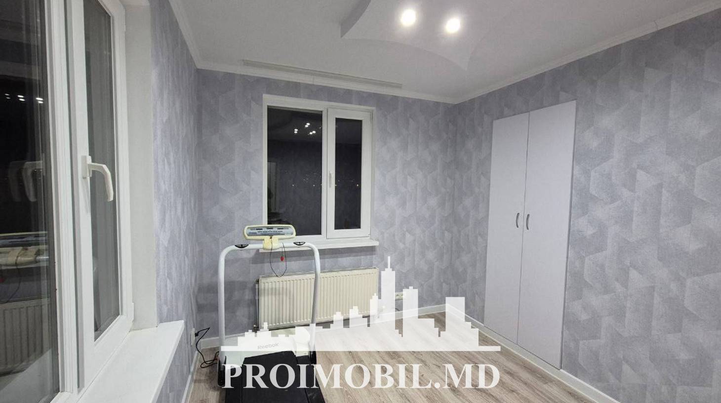 https://images.proimobil.md/wJMzDX4ulnq9m_jYzuYh1FCVuONCoEpRogUeqmLuPmk/watermark:0.75:so:0:30:0.39/resize:fill:1460:816:1/gravity:ce/bG9jYWw6Ly8vZXN0YXRlL2xyL2YwMTk5YmU0LTkyODUtNGExZC1hMmE0LTg4ODAxNjc1ZTg4ZS5qcGVn