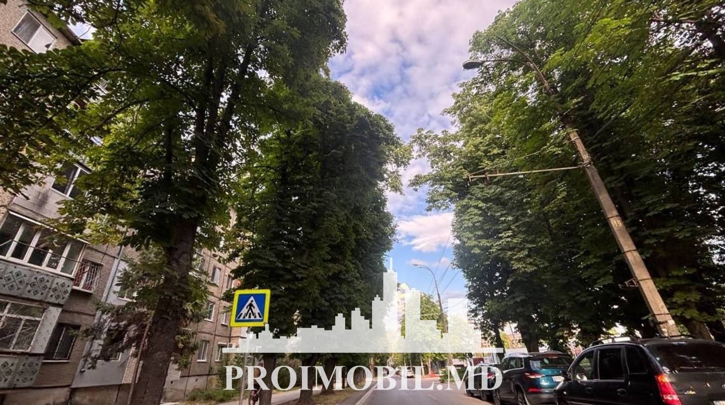 https://images.proimobil.md/wVMy-yPTxzh3WrltxC_6CXJIGfIDs-Hjdbkgvx6Mb9U/watermark:0.75:so:0:30:0.39/resize:fill:1460:816:1/gravity:ce/bG9jYWw6Ly8vZXN0YXRlL2xyLzUxZDU3YjA5LTNhOWEtNGYzZC1hZDI1LWMyOTY1NjUyYjhkMS5qcGVn