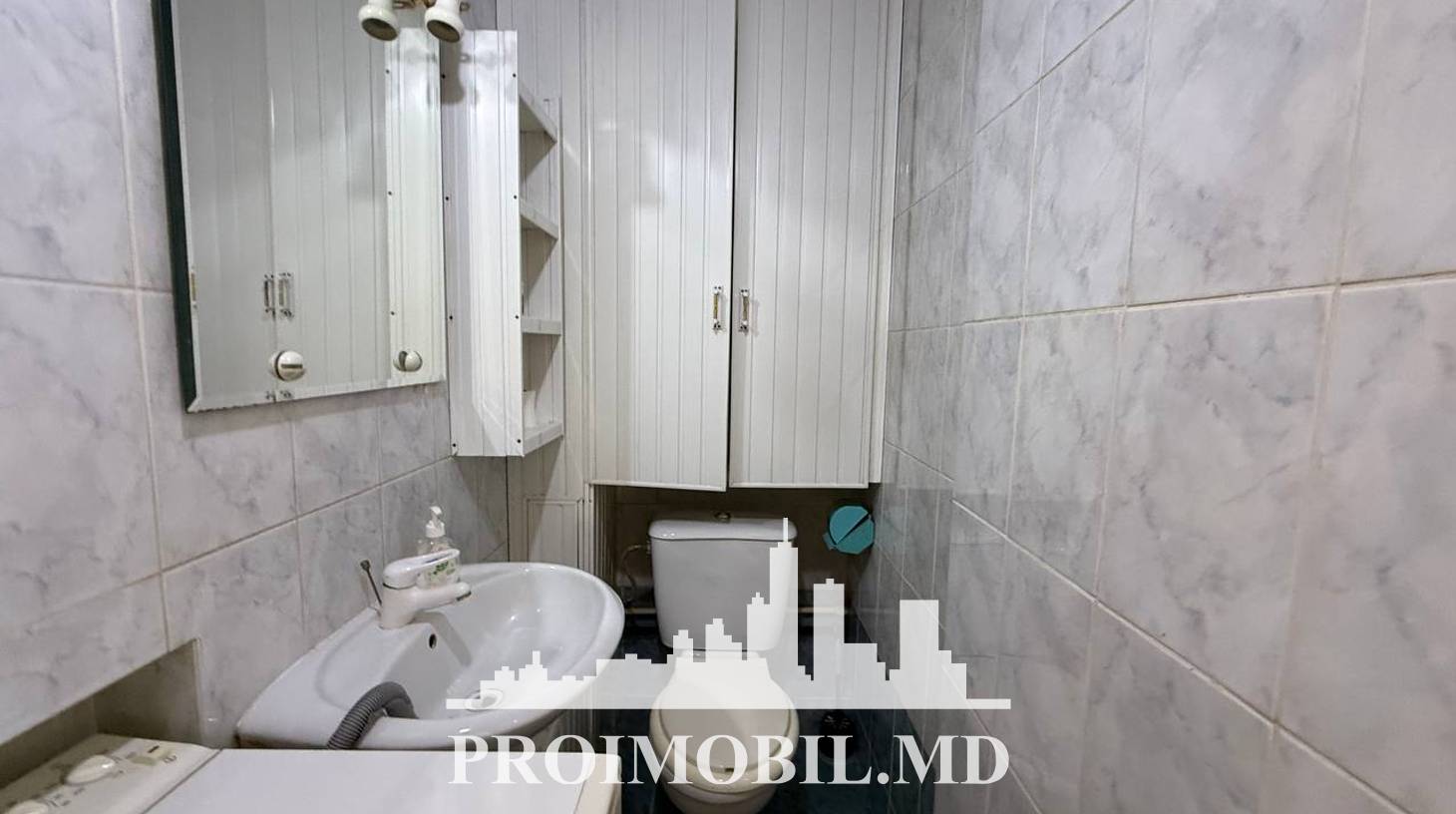 https://images.proimobil.md/wWjZWoKQ92o_cMs7cR2m4cqL8ErSMXncK9WAOHOyMDU/watermark:0.75:so:0:30:0.39/resize:fill:1460:816:1/gravity:ce/bG9jYWw6Ly8vZXN0YXRlL2xyL2RhOTBiMTc1LWRjM2YtNDExZS05YzQ4LWViYWNjOWIwYzkwMC5qcGVn