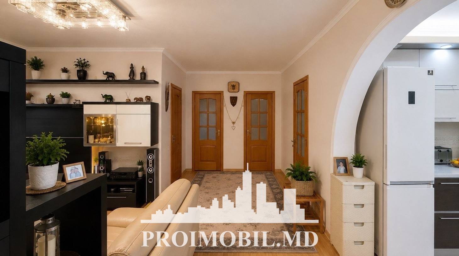 https://images.proimobil.md/wWjh9k1xuCRK_wqUWszXNjNKy80Drei2TjeVh2nlVEs/watermark:0.75:so:0:30:0.39/resize:fill:1460:816:1/gravity:ce/bG9jYWw6Ly8vZXN0YXRlL2xyL2Y4NTVkOGVhLWNhYTctNDE2Ny1hYmYwLTUyOTRiYWViNWI5Ni5qcGVn
