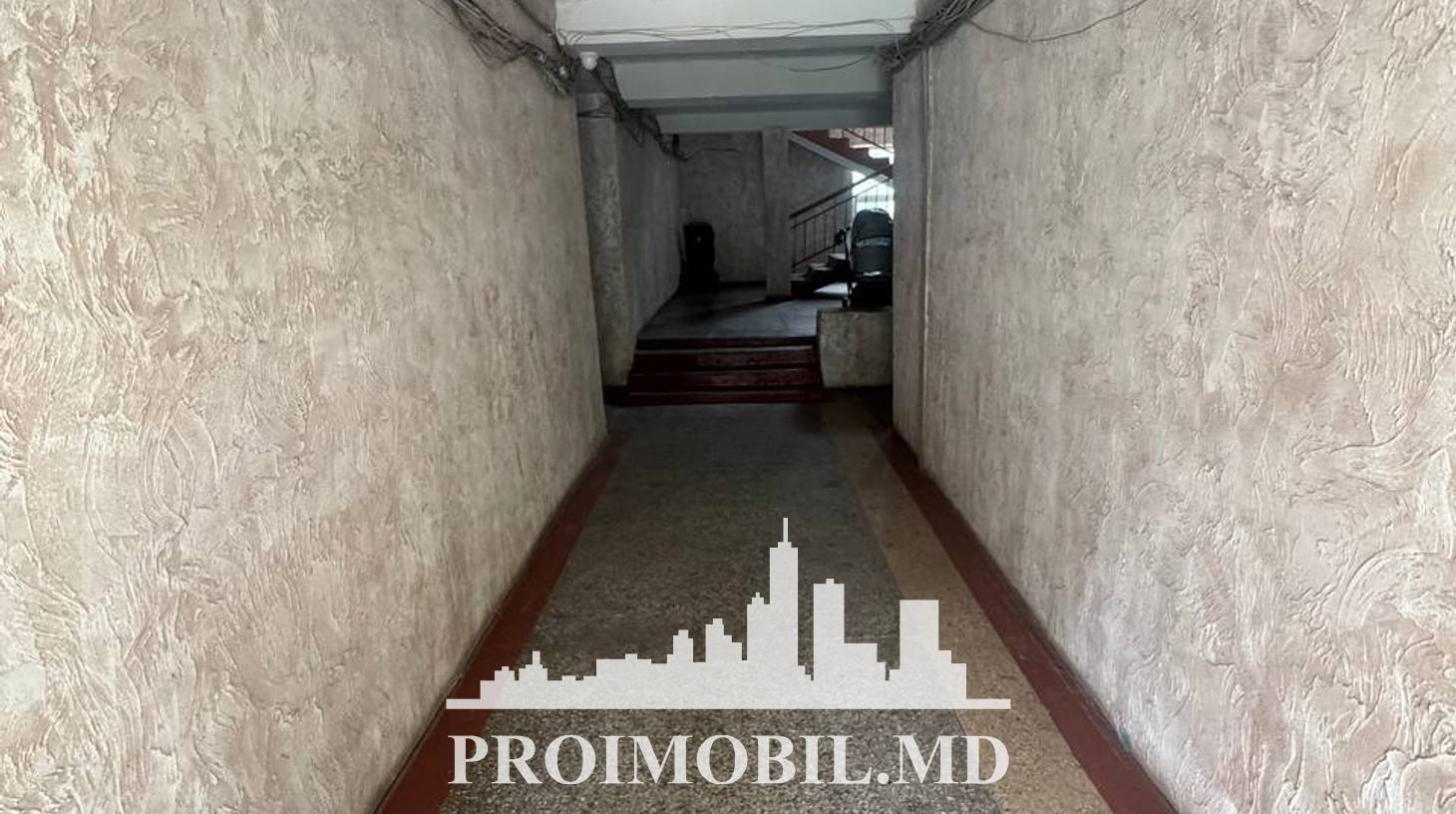 https://images.proimobil.md/w_Xsr5eH9su8BsDQs7gjHEdNXX_r2KNw1-sNRGHWStM/watermark:0.75:so:0:30:0.39/resize:fill:1460:816:1/gravity:ce/bG9jYWw6Ly8vZXN0YXRlL2xyLzkxZDVmMDM4LTgwODYtNDlkMC05YTkxLTcxZDQ2YmRkMWU4NC5qcGVn