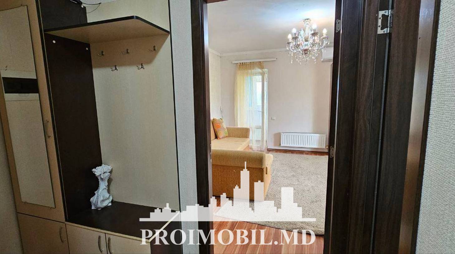 https://images.proimobil.md/wgA1jDI1jPi9mVDbKN_SToVStQ5f6Mb7uz9q6KGo8IM/watermark:0.75:so:0:30:0.39/resize:fill:1460:816:1/gravity:ce/bG9jYWw6Ly8vZXN0YXRlL2xyLzQ1MThmMmU2LWM4YWUtNDE1Yi04Yzk3LTMyNjhlZDgxNjM0OC5qcGVn