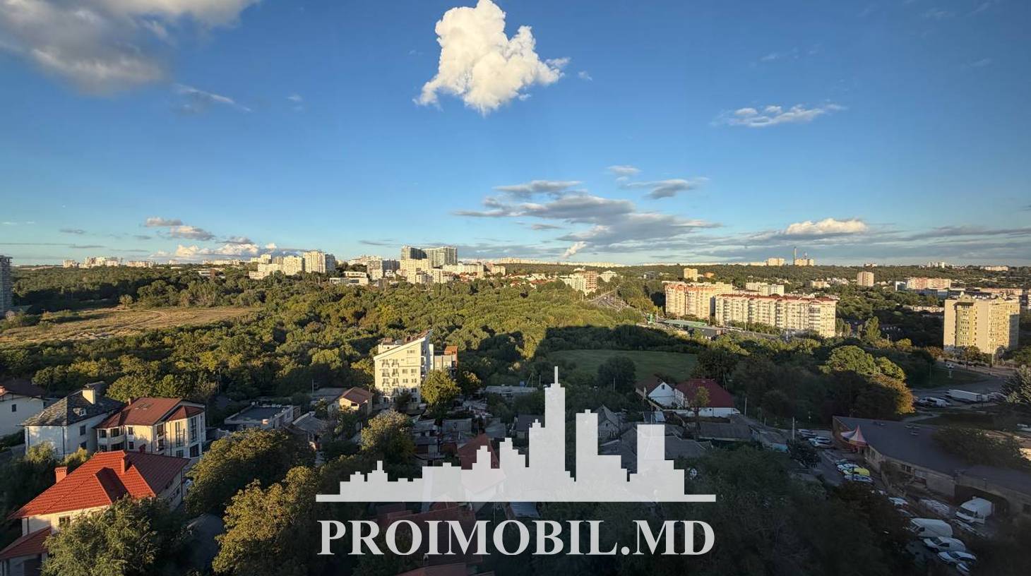 https://images.proimobil.md/wk6Jlknq-ns0jovc1o0HbAOxhnKlPJExnhPpK0xueLE/watermark:0.75:so:0:30:0.39/resize:fill:1460:816:1/gravity:ce/bG9jYWw6Ly8vZXN0YXRlL2xyLzU0YWUyNmIyLWJhNmEtNDlkNS05ZTNiLWU1ZGRiZjY4MjgyZi5qcGVn