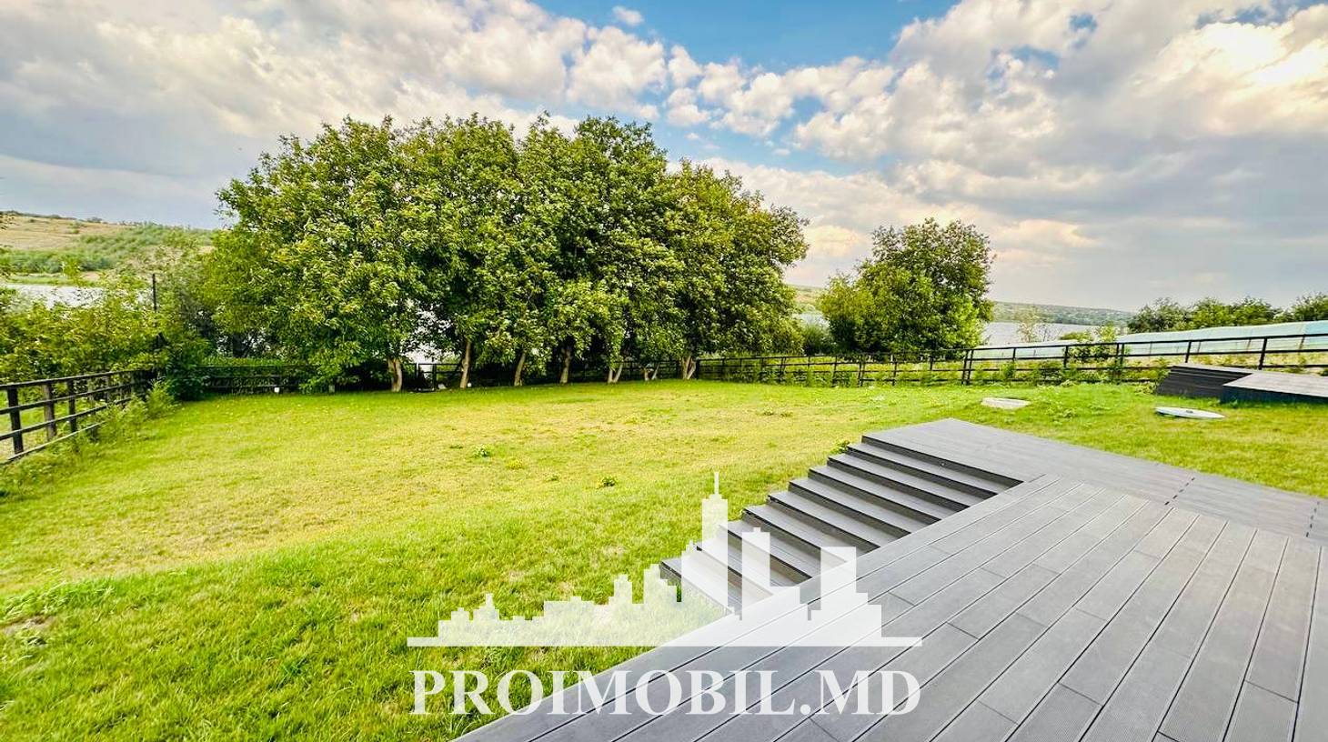 https://images.proimobil.md/wp_aJIUfpEz711_D5VDB5v8eR9I6CtKePHvS2XDfHM8/watermark:0.75:so:0:30:0.39/resize:fill:1460:816:1/gravity:ce/bG9jYWw6Ly8vZXN0YXRlL2xyL2U0ZjdmYzJmLWEyYTgtNDc0NC1hZjVjLWUzZmZmMDFlZGI2NC5qcGVn