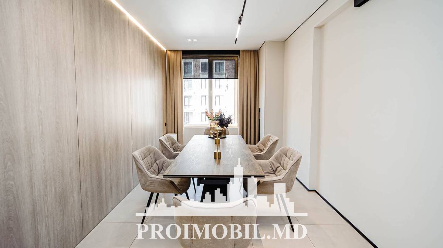 https://images.proimobil.md/wtoJeI3hLIHqYx3I5NJ07zgzF8JkrBS4J85g8RZ1zrc/watermark:0.75:so:0:30:0.39/resize:fill:1460:816:1/gravity:ce/bG9jYWw6Ly8vZXN0YXRlL2xyL2E3ZTliYzc3LTZjZjEtNDE3Yi1iZTkwLWE1MTI0NTRiMmQzOC5qcGVn