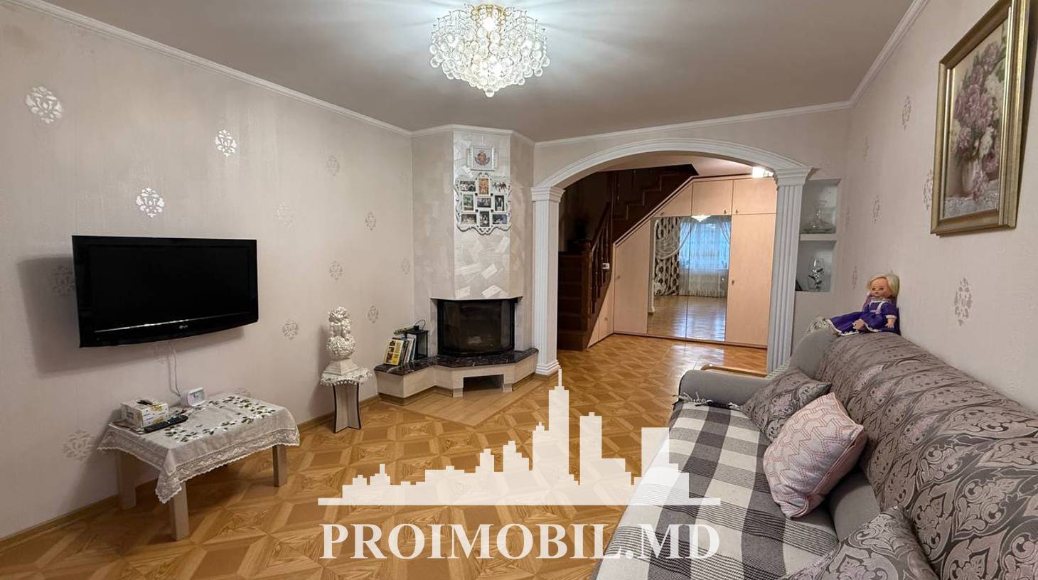 https://images.proimobil.md/wuc6vMzG10V9rLBYLwtLGUxRW73lSn5_uK68EObo8V0/watermark:0.75:so:0:30:0.39/resize:fill:1460:816:1/gravity:ce/bG9jYWw6Ly8vZXN0YXRlL2xyLzc3MDU4Yzc3LTQxNWItNDM1Ny05NzgxLTNhNjlmMzBiYjlmNS5qcGVn