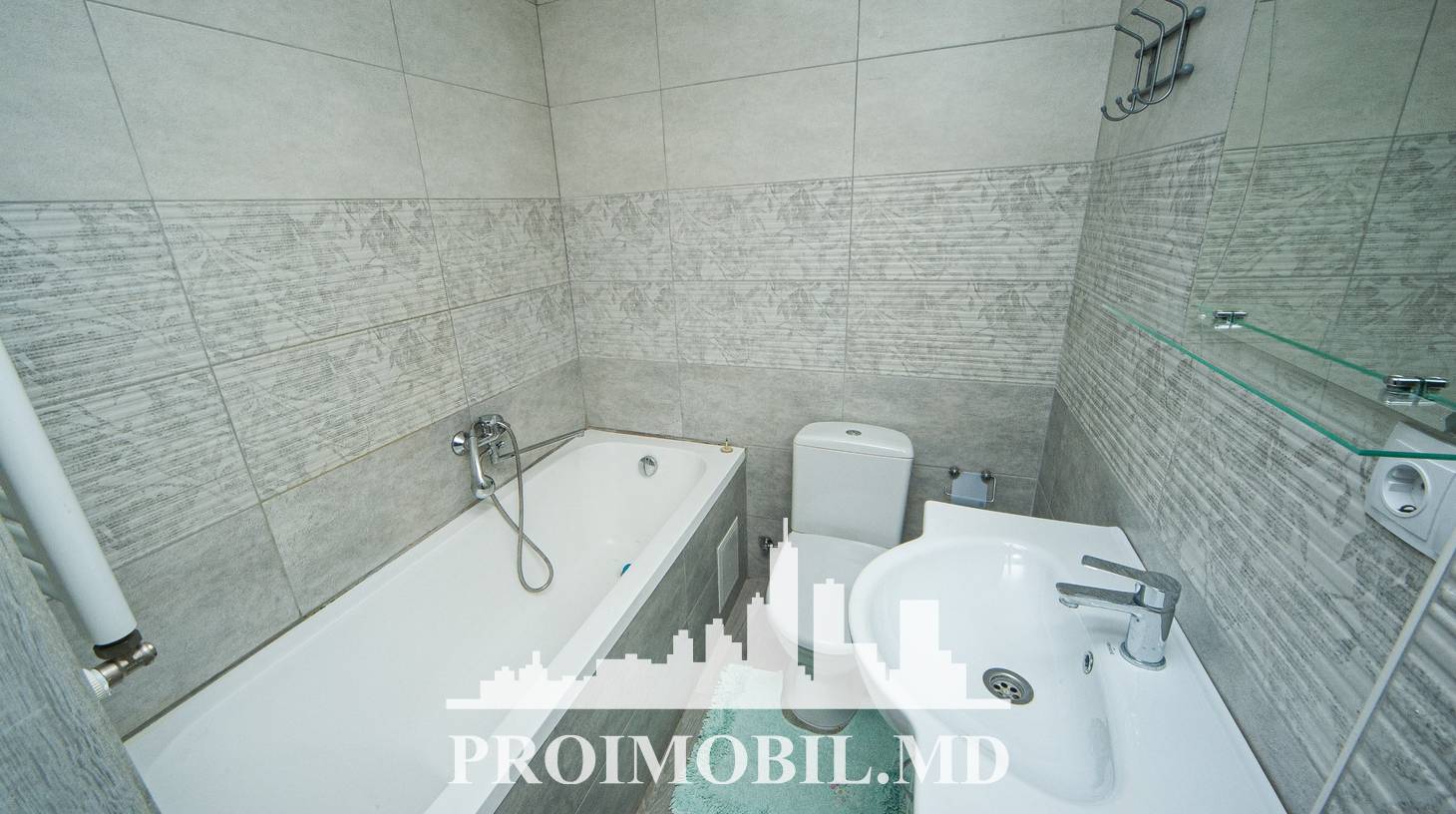 https://images.proimobil.md/wwZPV7xtJbCw_wV_vfYO83UlIOtqwLBouGrHl0Wbn6s/watermark:0.75:so:0:30:0.39/resize:fill:1460:816:1/gravity:ce/bG9jYWw6Ly8vZXN0YXRlL2xyLzZjNTg0ODYwLWQxYjUtNGUxZi04MzQ5LTZmYWE5ZjMxOTJlOC5qcGVn