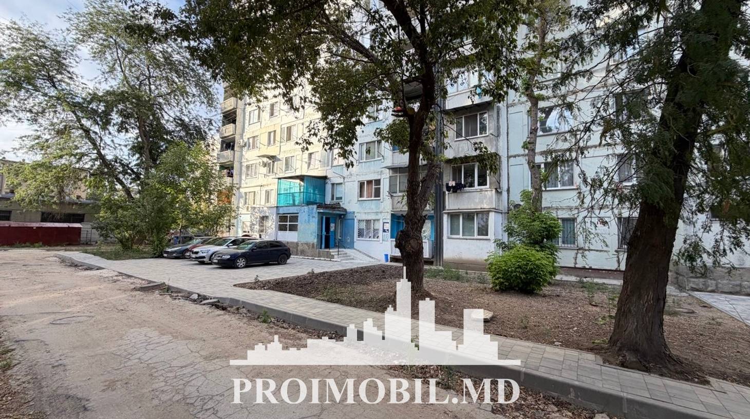 https://images.proimobil.md/wzI2iCdli6WsG7nRLdXvQ-zSE2UpuBCzcStr5nuBhIM/watermark:0.75:so:0:30:0.39/resize:fill:1460:816:1/gravity:ce/bG9jYWw6Ly8vZXN0YXRlL2xyL2E1NjBiZTJkLWE5NmItNDYxOC1hOTZlLTNlOGYxMjYyYzE5NC5qcGVn