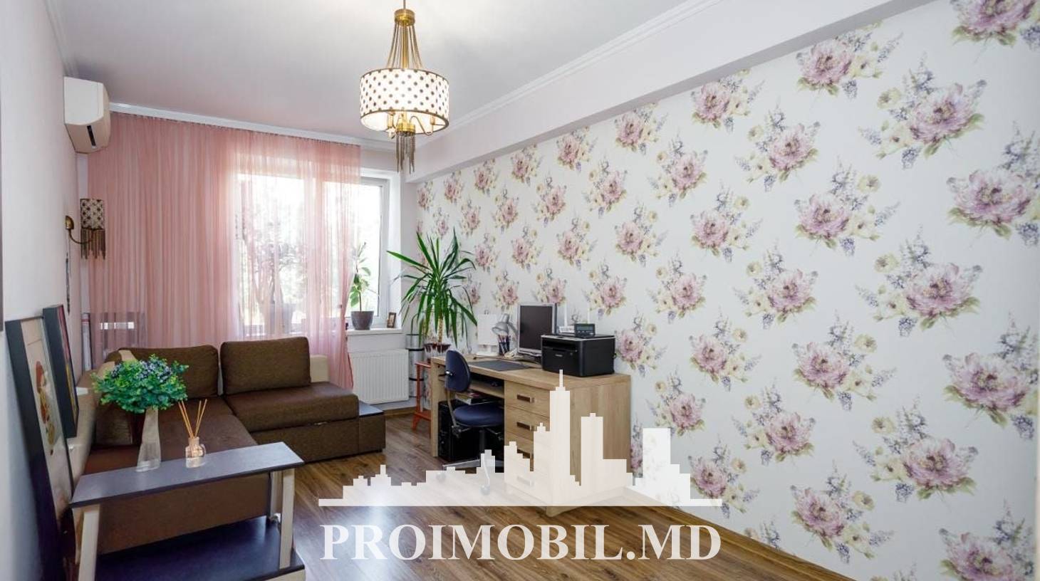 https://images.proimobil.md/wzL06kkKwi4CNNlJYNJ2OEIKJnd9tQ5uQzKPxU85YkQ/watermark:0.75:so:0:30:0.39/resize:fill:1460:816:1/gravity:ce/bG9jYWw6Ly8vZXN0YXRlL2xyLzlmZmIwYmUwLWQ3ZDQtNGI3YS05ZDE2LTA5ZTIyMjE2YmY2ZC5qcGVn