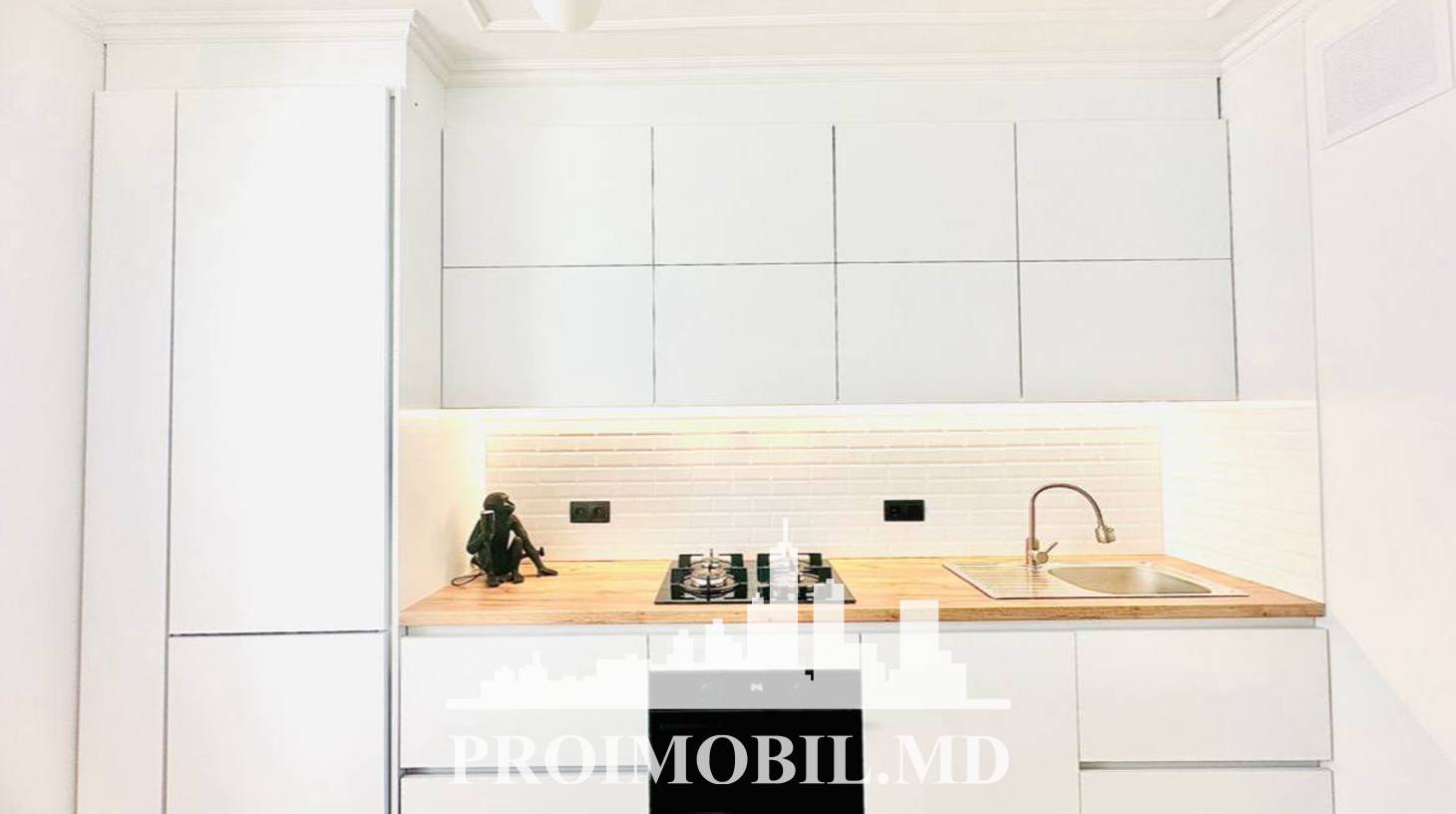 https://images.proimobil.md/wzyfmJWis0I5Ma6TVkMsmcAJ8GkWmNwBtyQ_xhvsc28/watermark:0.75:so:0:30:0.39/resize:fill:1460:816:1/gravity:ce/bG9jYWw6Ly8vZXN0YXRlL2xyLzZjYTUwNGZhLTM1NmQtNDA3Yi04Yzg5LTBhMDEwNjc0Y2I5Zi5qcGVn