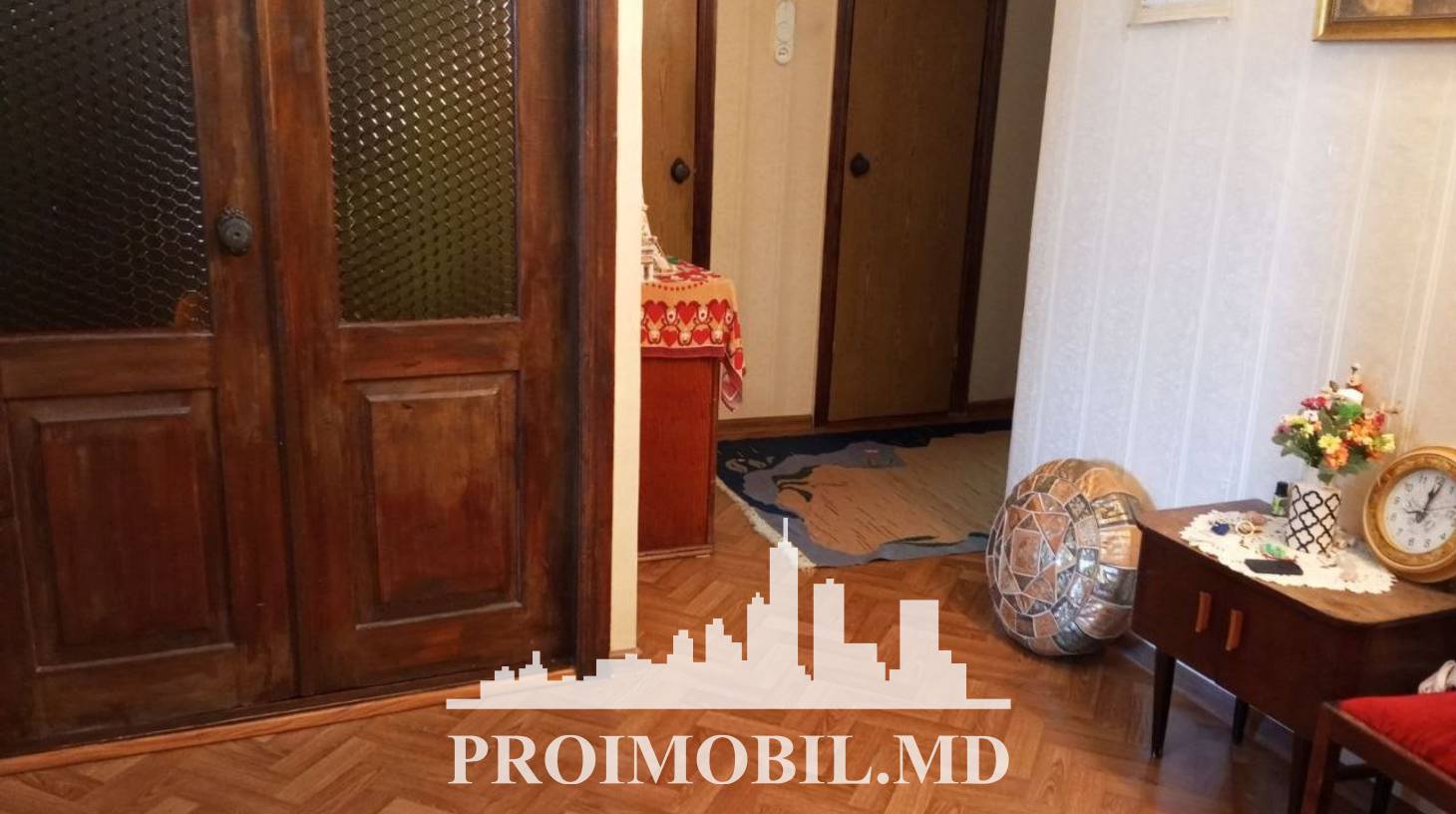 https://images.proimobil.md/x0GWv60S9EdkKuTrCvRhT9QD0D7HdAsVD99PMw20zSo/watermark:0.75:so:0:30:0.39/resize:fill:1460:816:1/gravity:ce/bG9jYWw6Ly8vZXN0YXRlL2xyLzIyNzFkNzg0LTRmZWMtNDFlNS1hOGY1LWRhNDkxZjAwYzczZC5qcGVn