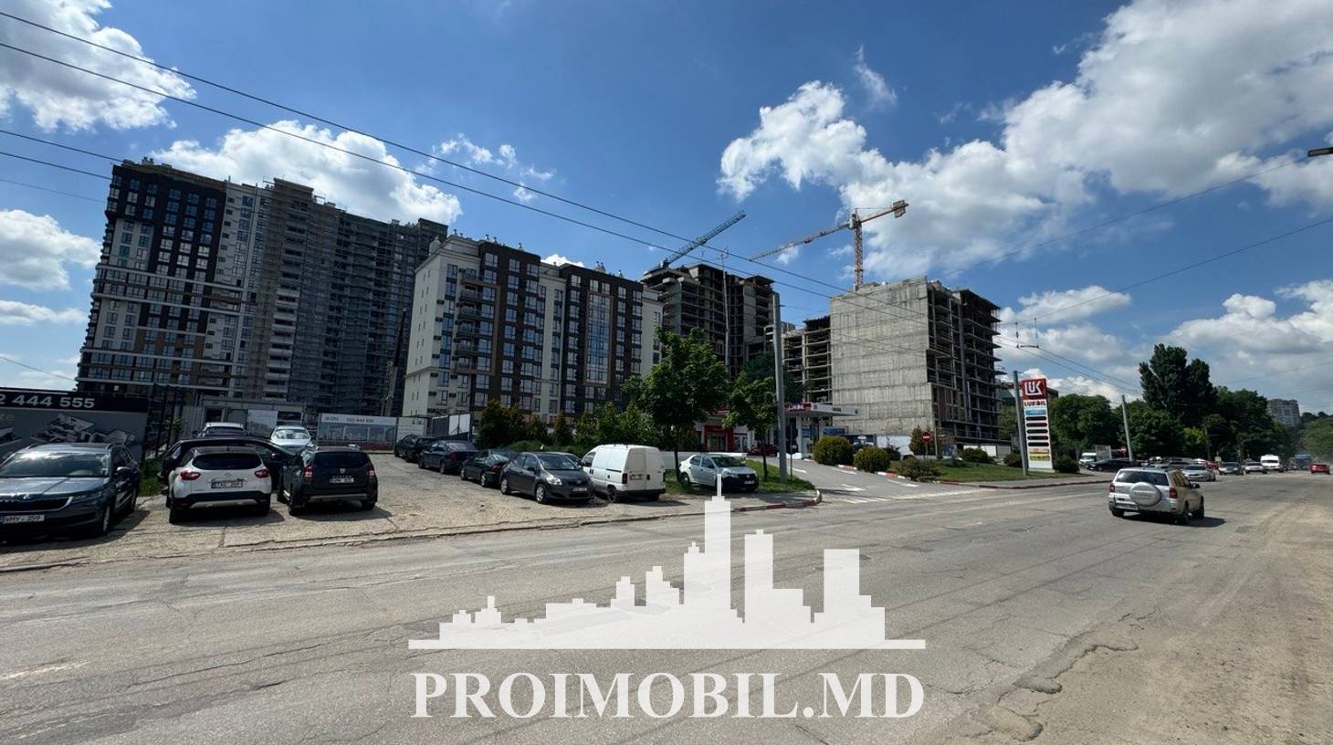 https://images.proimobil.md/x15SFOuky1iJmUOkKY-1DS8tm9I_TArzuPWSxoR9VRo/watermark:0.75:so:0:30:0.39/resize:fill:1460:816:1/gravity:ce/bG9jYWw6Ly8vZXN0YXRlL2xyL2ViNjdiOGViLTllNzUtNGRjMy1iMDliLWI2ZThmOWI0MDQzOC5qcGVn