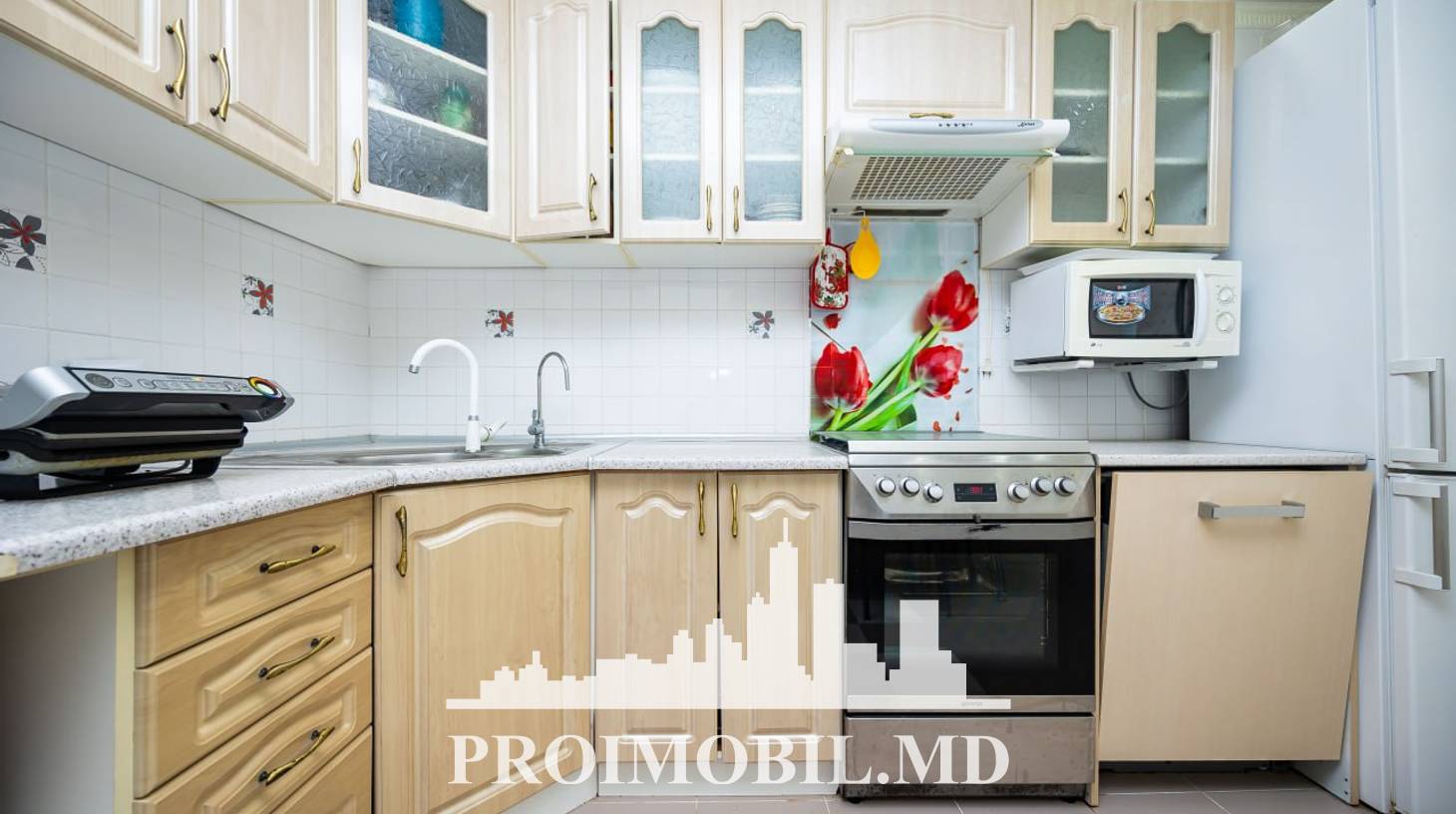 https://images.proimobil.md/x2-i0nqv0iLmjfPvEuNjbM8ygN_1QFrE-wtLlbl0tIc/watermark:0.75:so:0:30:0.39/resize:fill:1460:816:1/gravity:ce/bG9jYWw6Ly8vZXN0YXRlL2xyL2IyZGEzYjUwLWFiNTgtNGJhNC05OWM0LTYxMjk5MDYwYTU0MS5qcGVn
