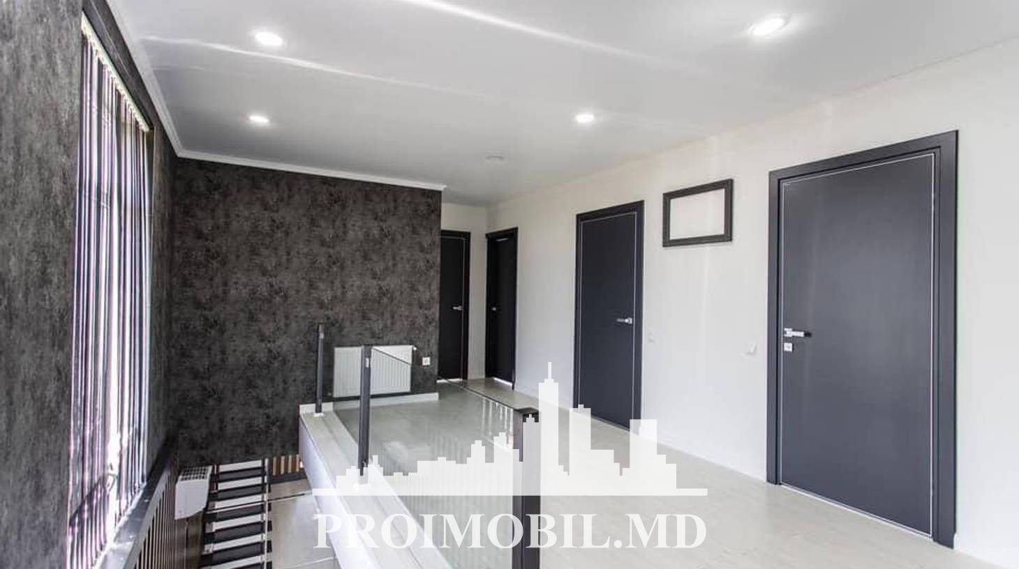 https://images.proimobil.md/x3aht96nd9s-mvhqFKkXY56KR-kDTdjQrOH4drM2aqI/watermark:0.75:so:0:30:0.39/resize:fill:1460:816:1/gravity:ce/bG9jYWw6Ly8vZXN0YXRlL2xyL2RlY2QxMzUyLTc1NGItNGM2MS05MmIzLTdmMzc1MmVlNTkzNy5qcGVn