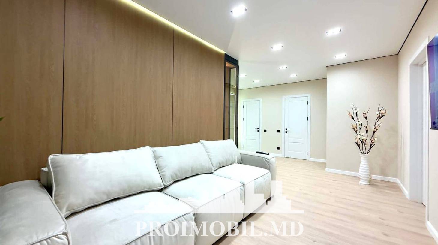 https://images.proimobil.md/x7iqMRQ_gEMRc50Z5UMQB3SN8MY-dgEYz6ZR9zqfDwc/watermark:0.75:so:0:30:0.39/resize:fill:1460:816:1/gravity:ce/bG9jYWw6Ly8vZXN0YXRlL2xyLzQxNWQ4OGIxLWIyZDktNDYyNS05OTkxLTZhNDM1ZGJhNWI4ZS5qcGVn