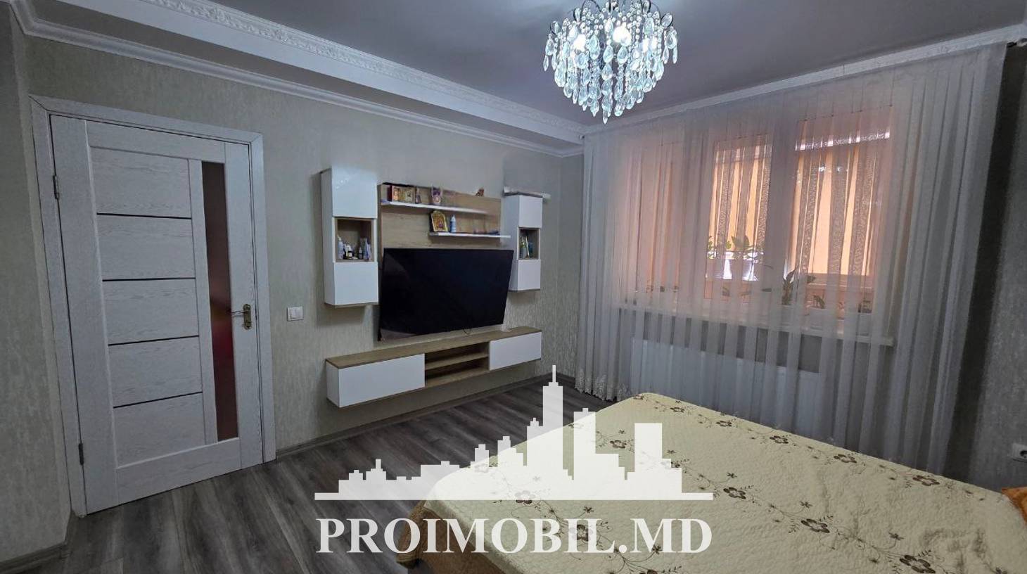 https://images.proimobil.md/xBrZ0V_B7KGghsFXMurxVMnz7bU_CREPNLd_2pAJrRI/watermark:0.75:so:0:30:0.39/resize:fill:1460:816:1/gravity:ce/bG9jYWw6Ly8vZXN0YXRlL2xyLzI2M2I2NWY3LTc4MzctNGQ4MC05Yzk0LWYyMjRlM2MyODgxOS5qcGVn