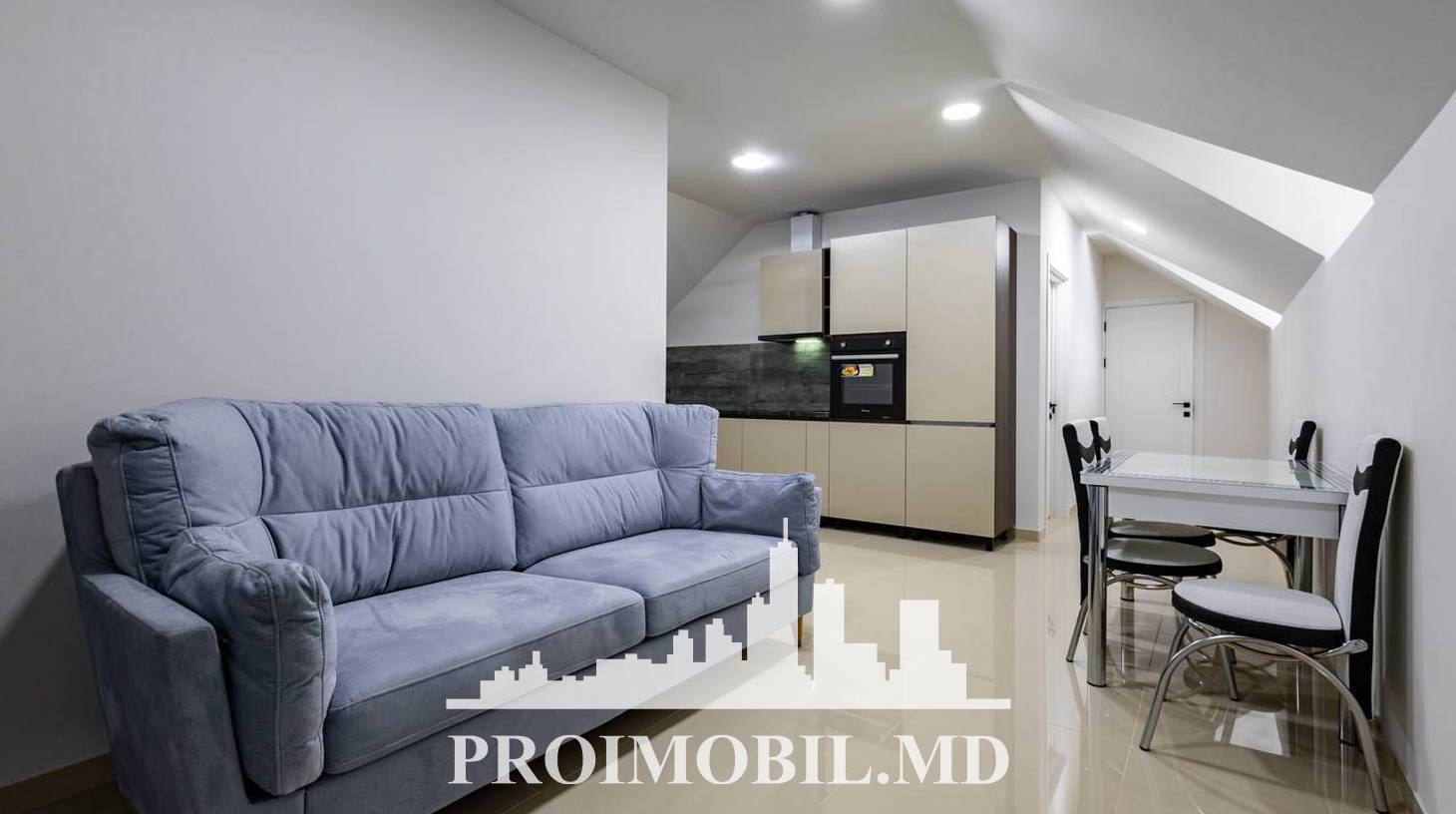 https://images.proimobil.md/xFmpfOUMUUODIKHlY0qJ4f7m7yb_b--r3Roi6NghADs/watermark:0.75:so:0:30:0.39/resize:fill:1460:816:1/gravity:ce/bG9jYWw6Ly8vZXN0YXRlL2xyLzFjMWU2MTZkLWU1NDItNDdlMS1iMzczLWM4MmNiNmFkN2ZjYy5qcGVn