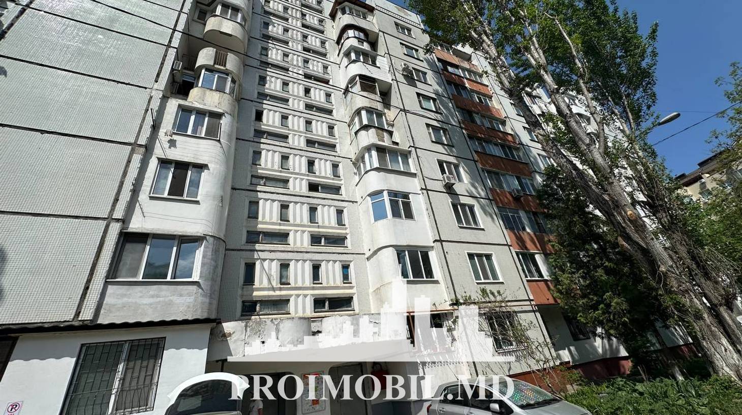 https://images.proimobil.md/xIPXQxIfIYu1zWlbNhugbCv9VyMtBDgtABb1s5q81NA/watermark:0.75:so:0:30:0.39/resize:fill:1460:816:1/gravity:ce/bG9jYWw6Ly8vZXN0YXRlL2xyLzBjOGQ2YzBmLWI0MDMtNDFlZC1iNDJmLTNlYzQxYmM2YWYxMy5qcGVn